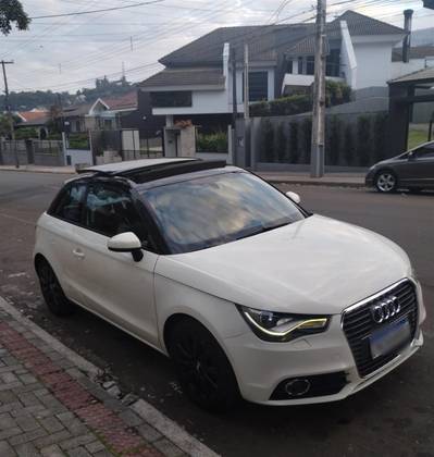 AUDI A1 1.4 TFSI ATTRACTION 16V 122CV GASOLINA 2P AUTOMÁTICO AUDI A1 1.4 TFSI ATTRACTION 16V 122CV GASOLINA 2P AUTOMÁTICO
